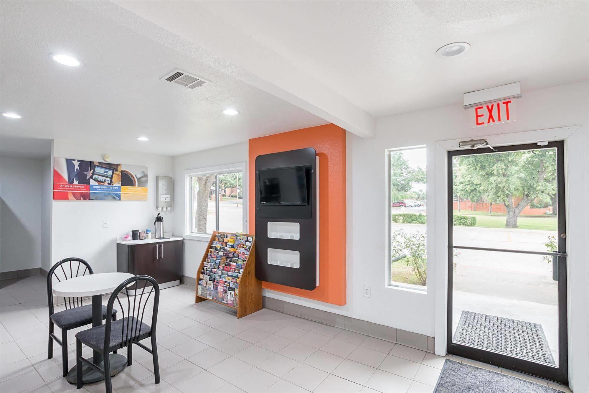 Motel 6-Grand Prairie, Tx - Near Six Flags Drive Buitenkant foto