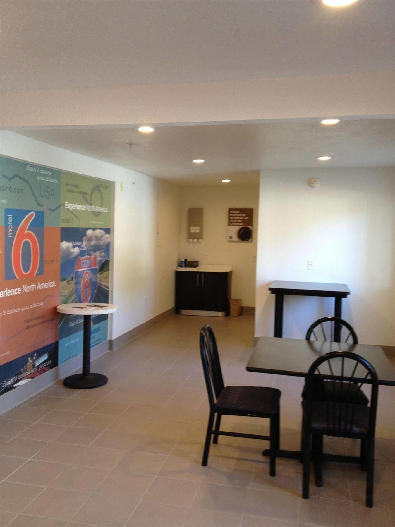 Motel 6-Grand Prairie, Tx - Near Six Flags Drive Buitenkant foto